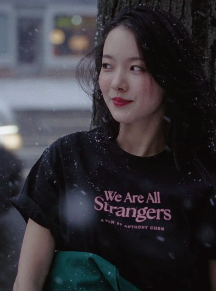《我们不是陌生人》We Are All Strangers: Logo T-shirt